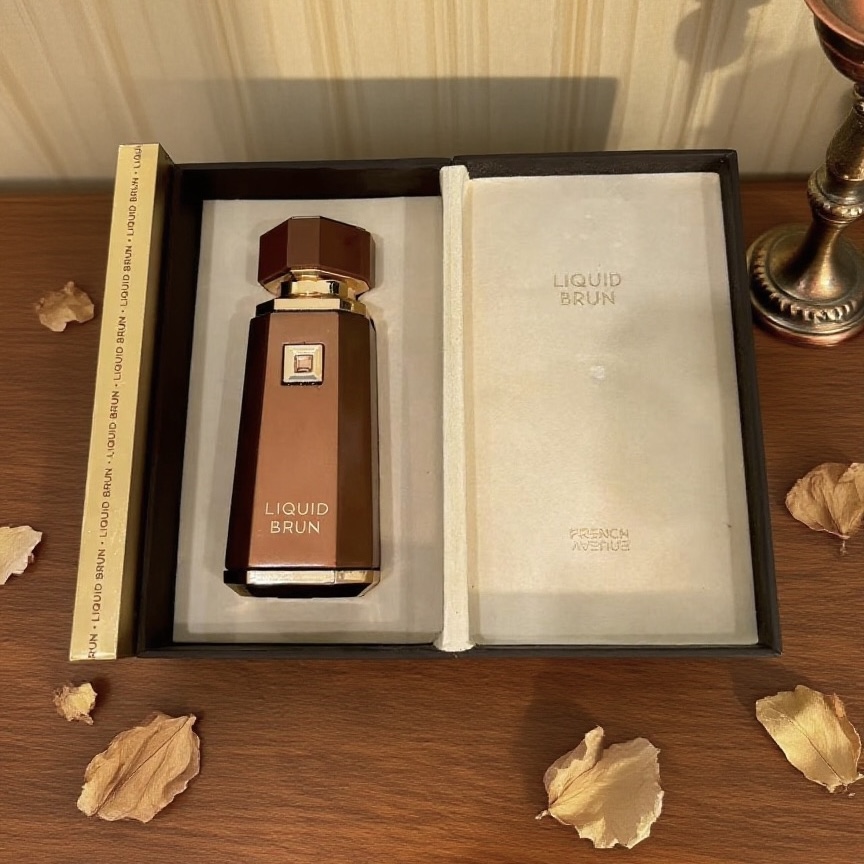 Fragrance World French Avenue  - Perfume Fragrance World recensione e prezzo