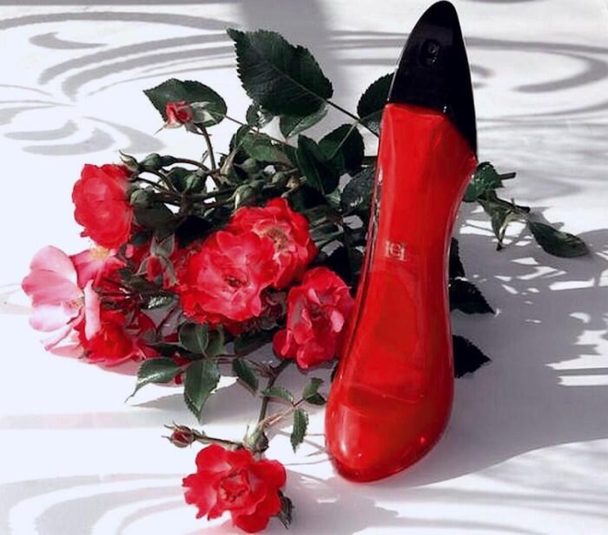 Carolina Herrera Very Good Gir - Perfume Luxury Fragrance recensione e prezzo