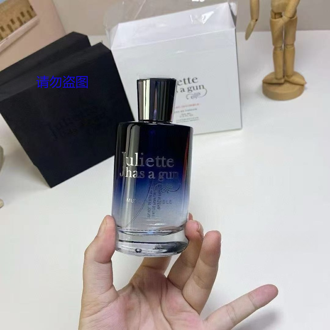 Profumo di Lusso 100ml Eau De  - Perfume Luxury Fragrance recensione e prezzo